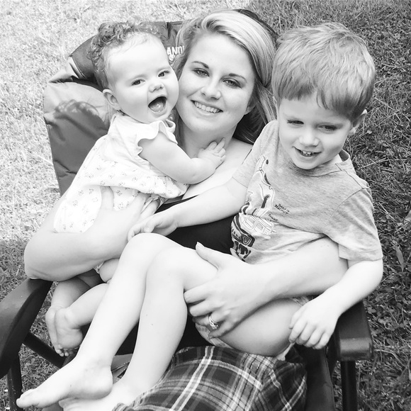 Meet your Posher, Allison - Picture 1 of 1